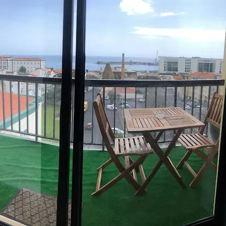 Azores Avenida E T3 Apartment